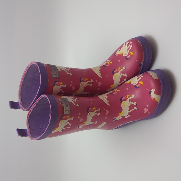 Hatley Girls Kids Printed Rain Boots Rainbow Unicorns 🌈 🦄 - Picture 2 of 14